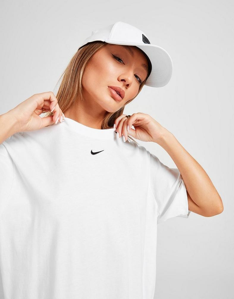 Nike Sportswear Essential Γυναικείο T-Shirt